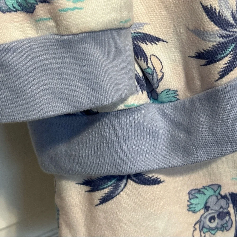Disney STITCH Pajama 3 Pc Set Long Sleeve‎ Top & Shorts LARGE Hair Scrunchie NWT - Picture 3 of 15